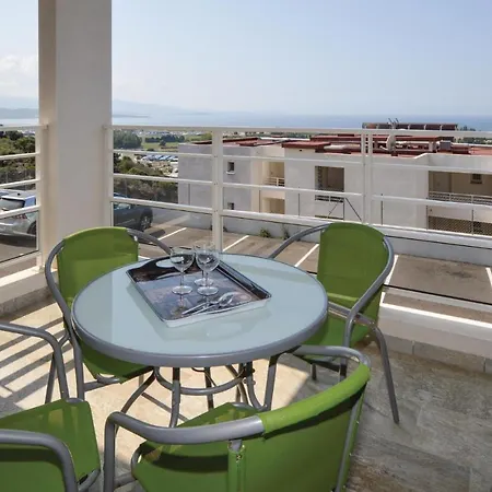 Apartment 1 Bedroom Gorgeous In