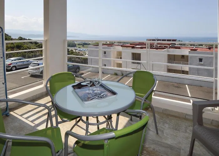 Apartment Gorgeous In With Wifi